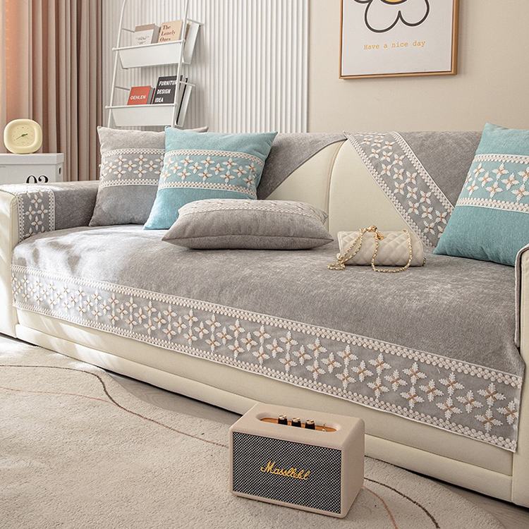 Penutup sofa chenille bersulam
